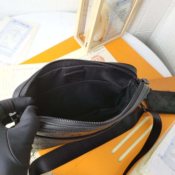 ルイヴィトンバッグ角部分ディテール